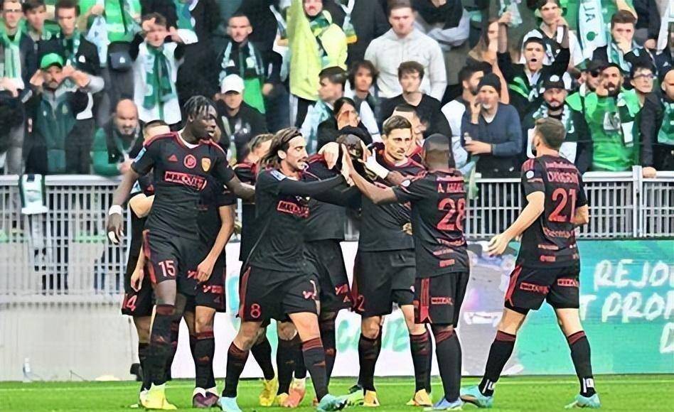 PG平台-欧洲豪门对决，球场上的梦幻碰撞备受瞩目的简单介绍