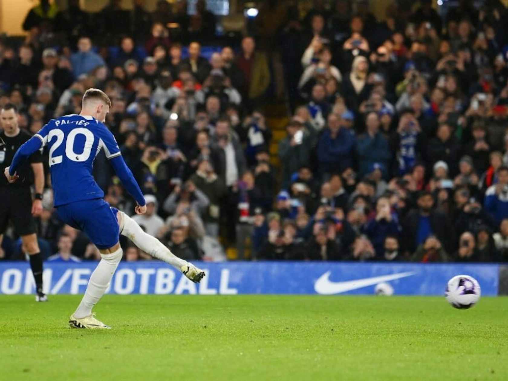 PG Soft Gaming-谢菲联客场惊险战平利物浦，赢得尊重