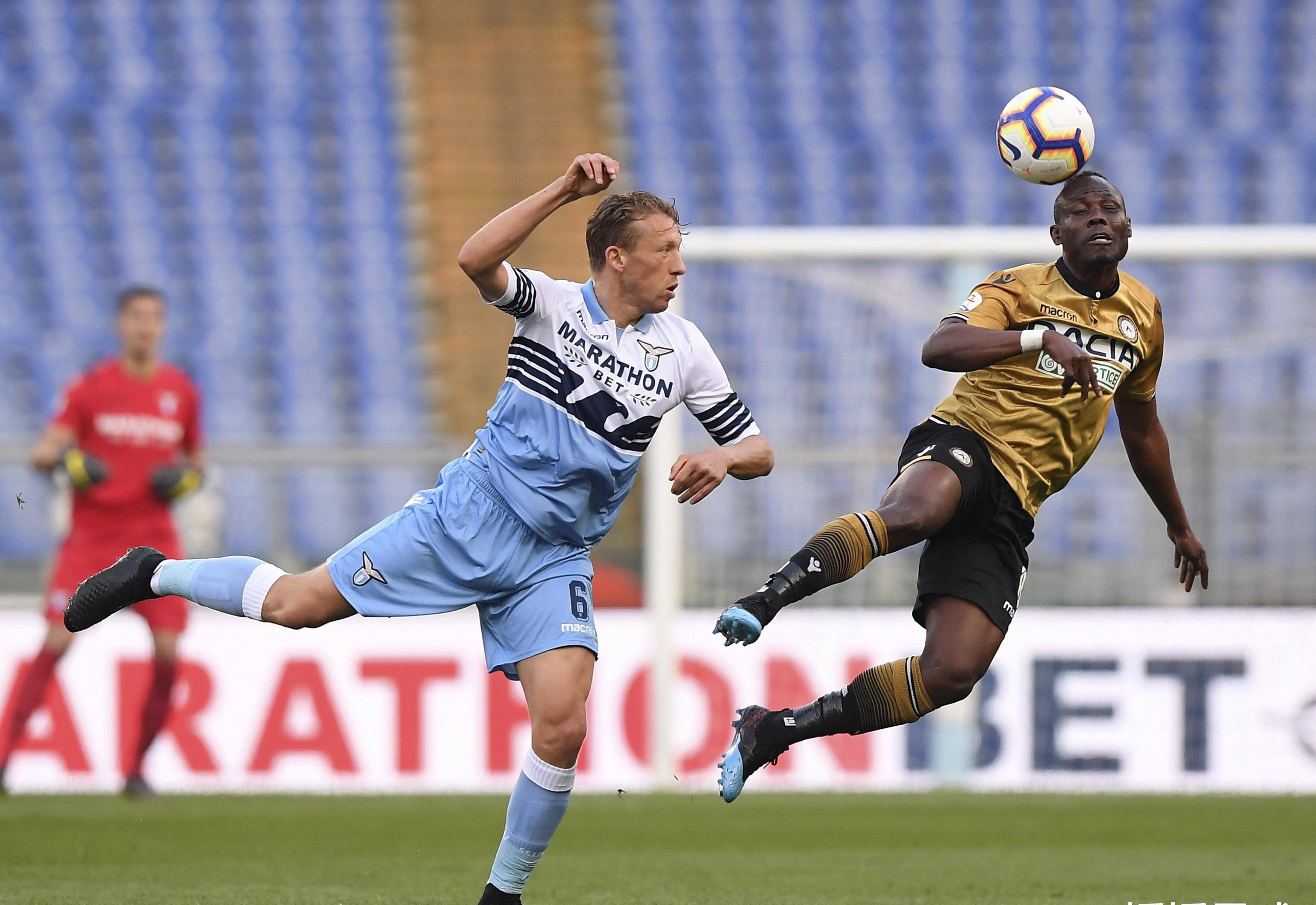 撒索洛主场告捷,追赶联赛领头羊的步伐 撒索洛主场告捷,追赶联赛领头羊的步伐