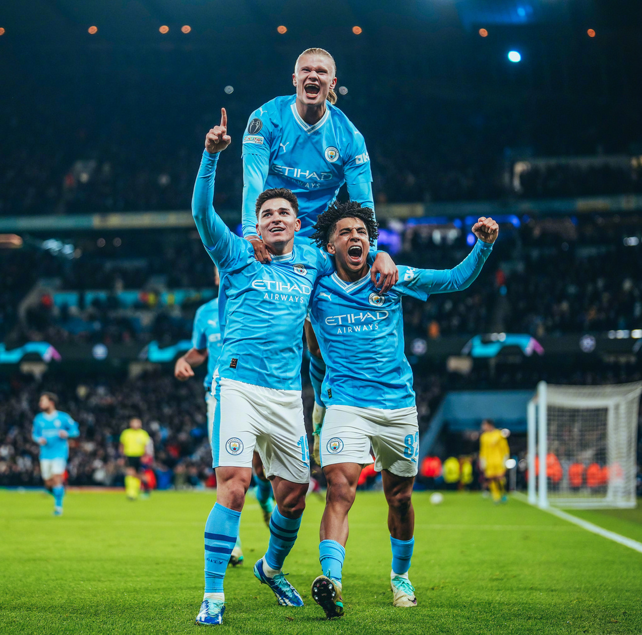 莱比锡主场失利,遗憾结束欧冠小组赛 莱比锡主场失利,遗憾结束欧冠小组赛