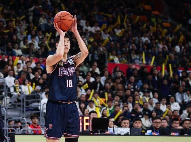 广东男篮力克福建队,连胜纪录达到十场! 广东男篮力克福建队,连胜纪录达到十场!