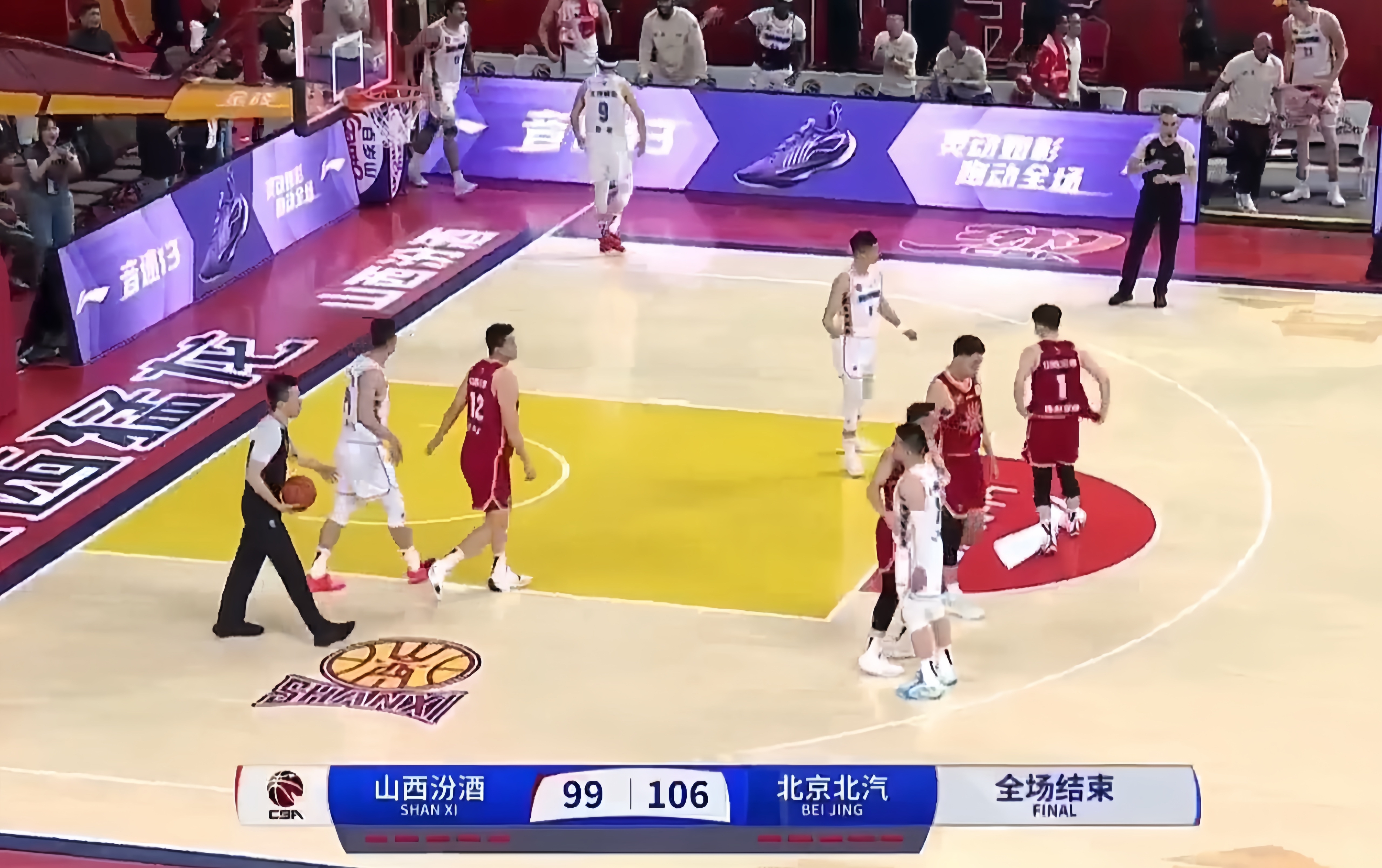 包含比分悬殊:另一球队主力球员受伤的词条 包含比分悬殊:另一球队主力球员受伤的词条