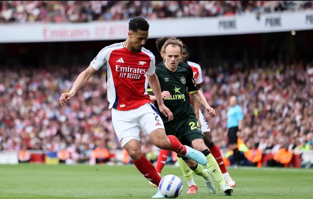 激烈角逐:欧洲俱乐部足球赛场纷争 激烈角逐:欧洲俱乐部足球赛场纷争