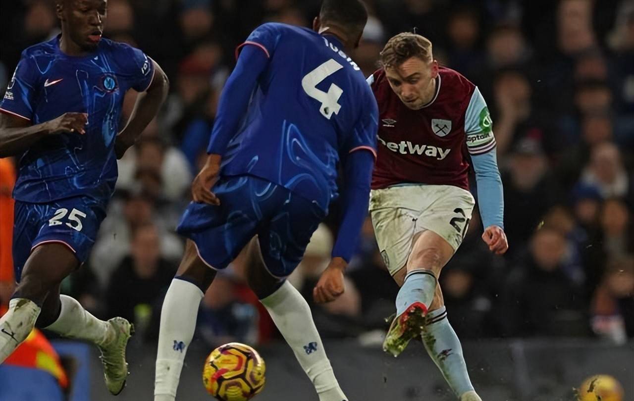 切尔西门将神勇,助球队逆转获胜 切尔西门将神勇,助球队逆转获胜