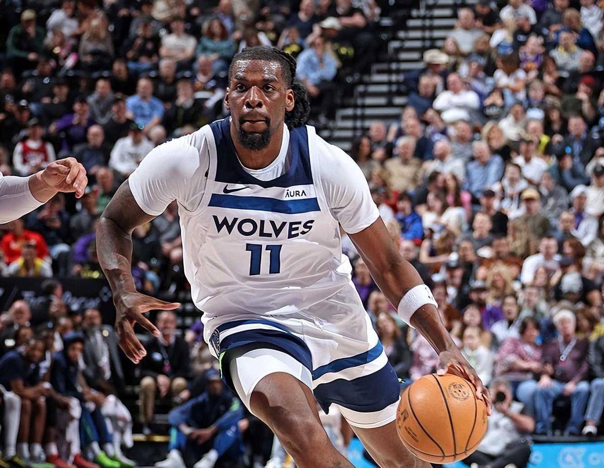 PG电子试玩-爵士全队发挥出色实现逆转胜利