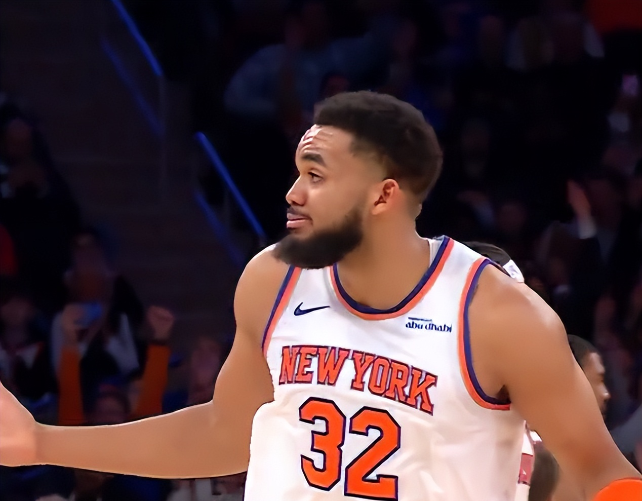 PG电子官方-小牛客场力克老鹰，唐斯表现抢眼