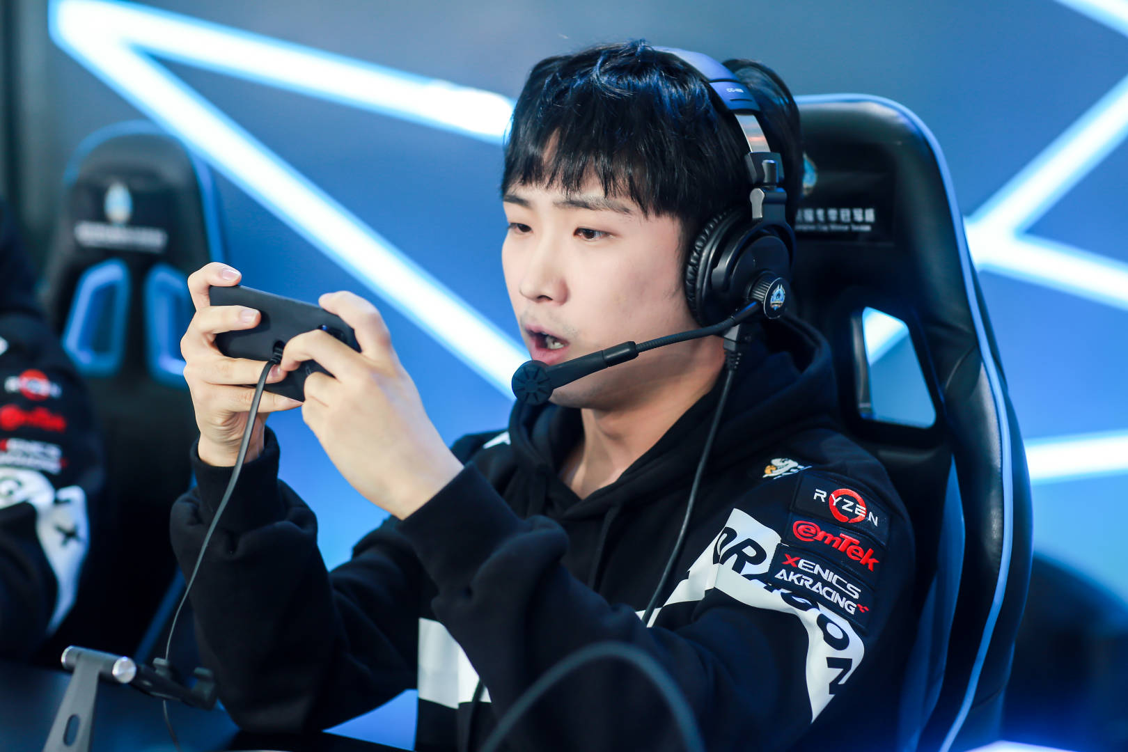 DK力克FLY,Viper开启传奇时刻鏖战多局四强赛,锁定晋级资格 DK力克FLY,Viper开启传奇时刻鏖战多局四强赛,锁定晋级资格