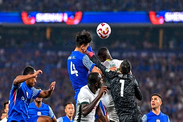 关于精彩纷呈的国际足球盛事引发球迷热议的信息 关于精彩纷呈的国际足球盛事引发球迷热议的信息