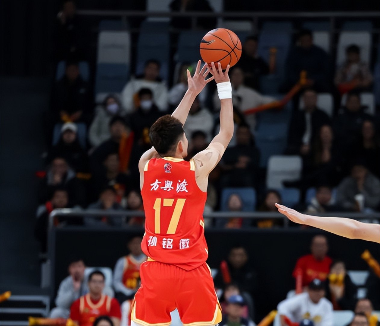 PG电子试玩官网-青岛男篮逆转成功，冲出低谷