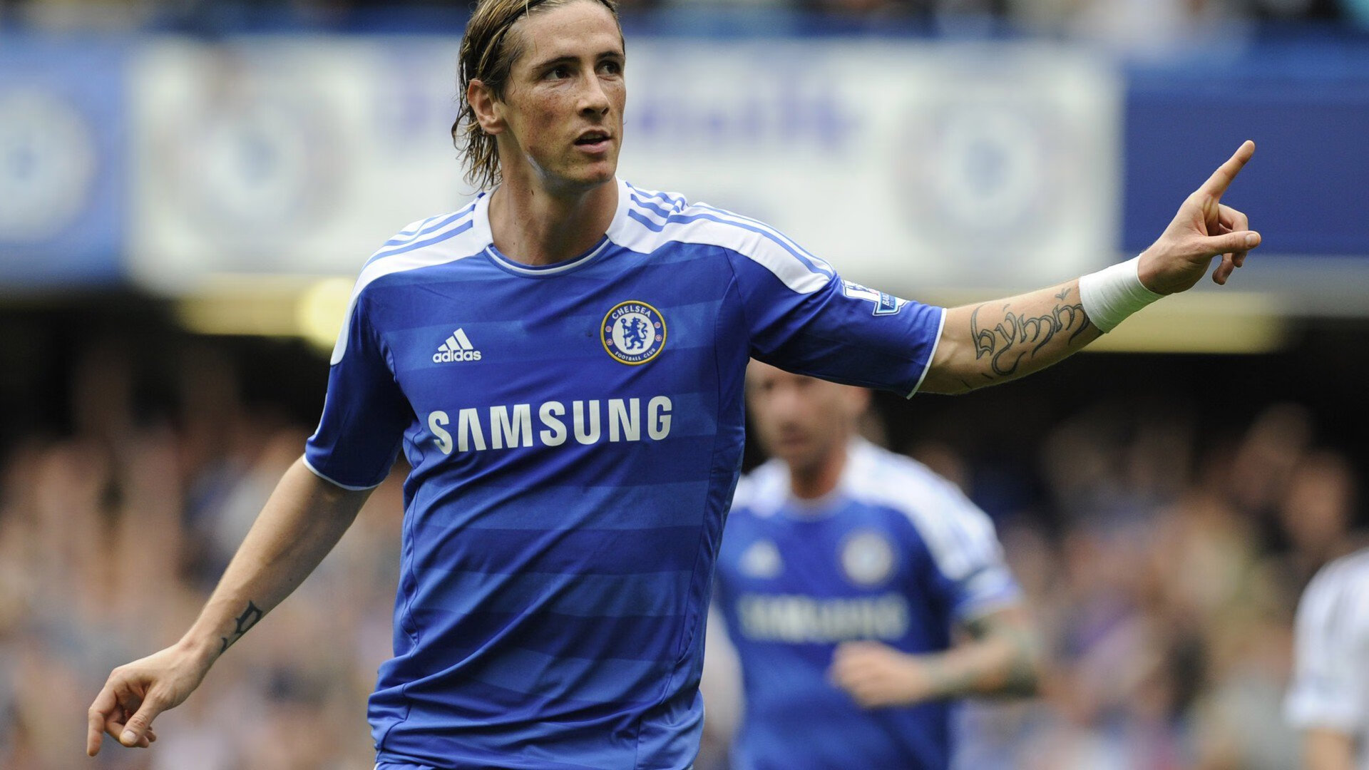 库里存在感拉满，勇士团队篮球全面压制老鹰