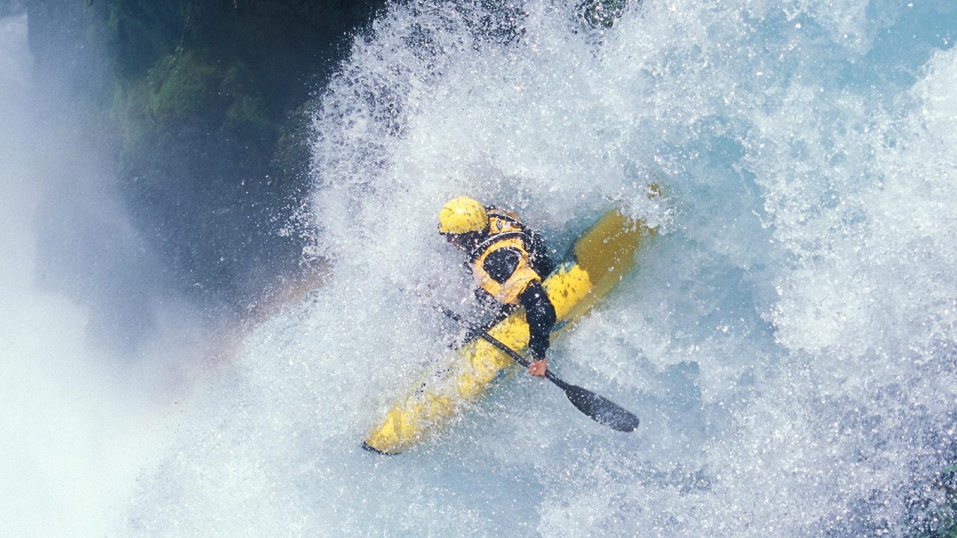 球场艺术的二重奏，荷兰绝杀与内马尔破纪录的独特共鸣
